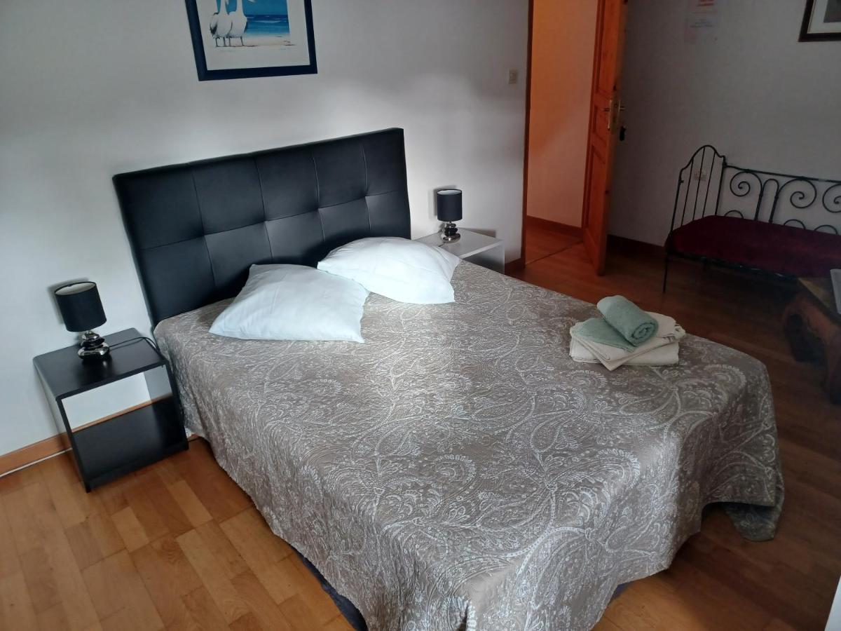 La Haye Georget Bed & Breakfast Feneu Екстериор снимка